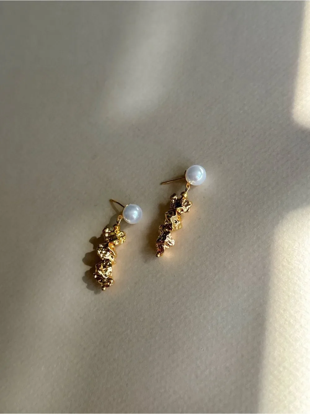 Pearl Drop Earrings S1417